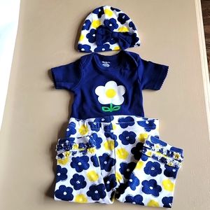GERBER Baby Girl Outfit
